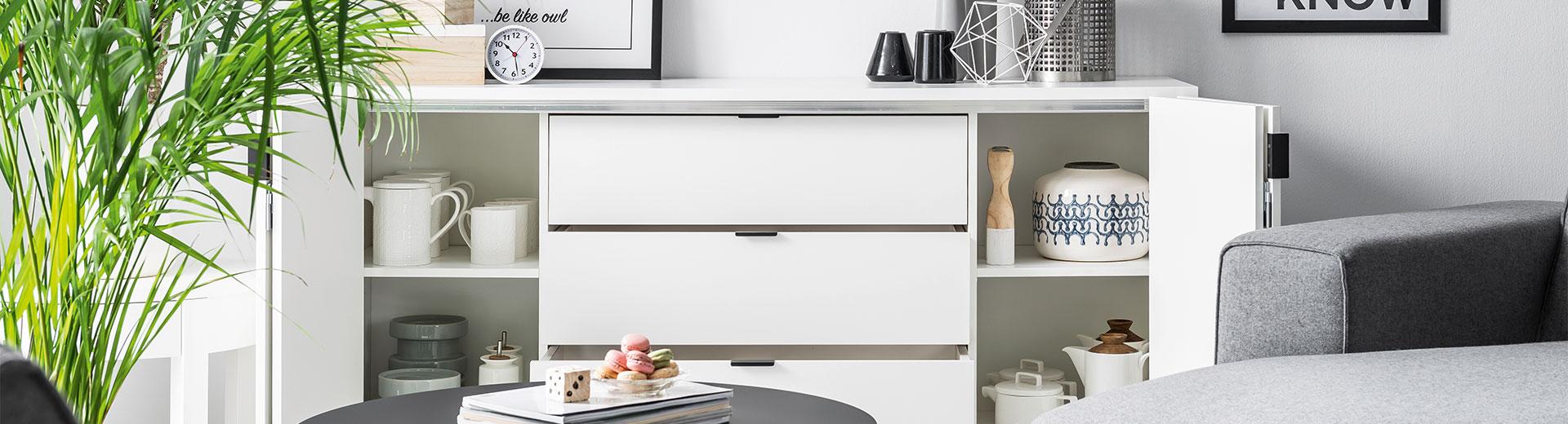 Comodas, credenzas y vitrinas